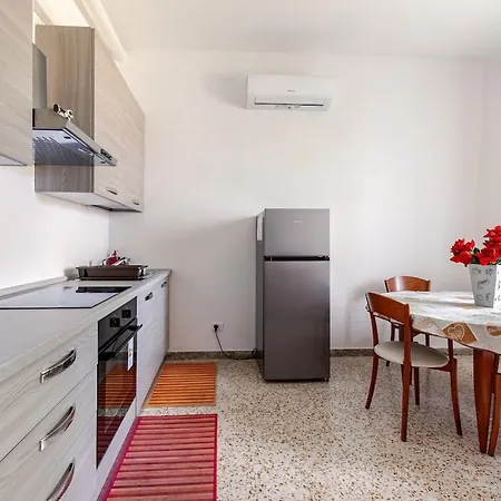 Seaside Serenity Relax Al Mare Con Giardino Apartamento