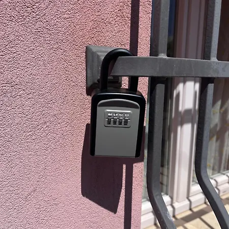 Appartamento Seaside Serenity Relax Al Mare Con Giardino